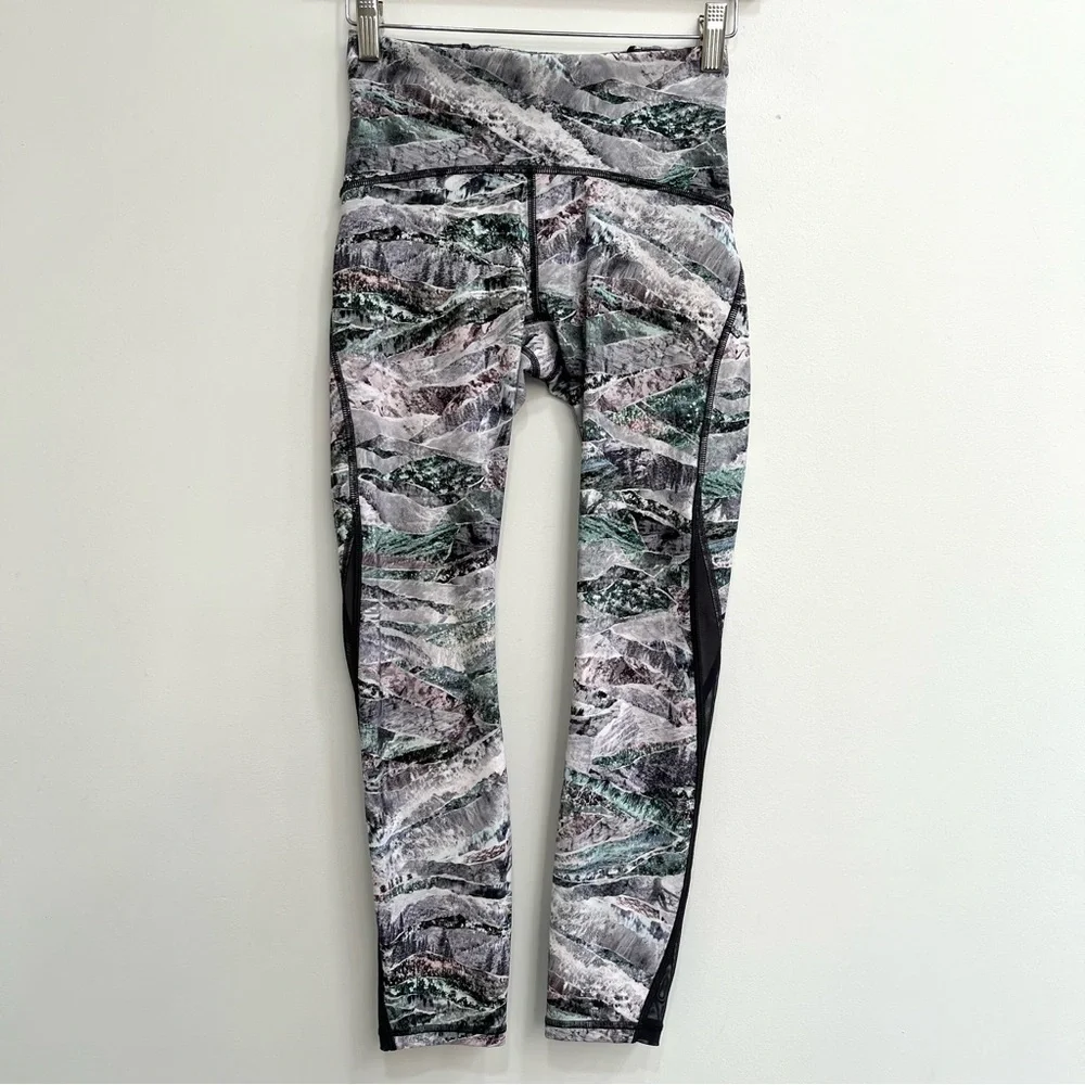 Lululemon Train Times Pant 25
